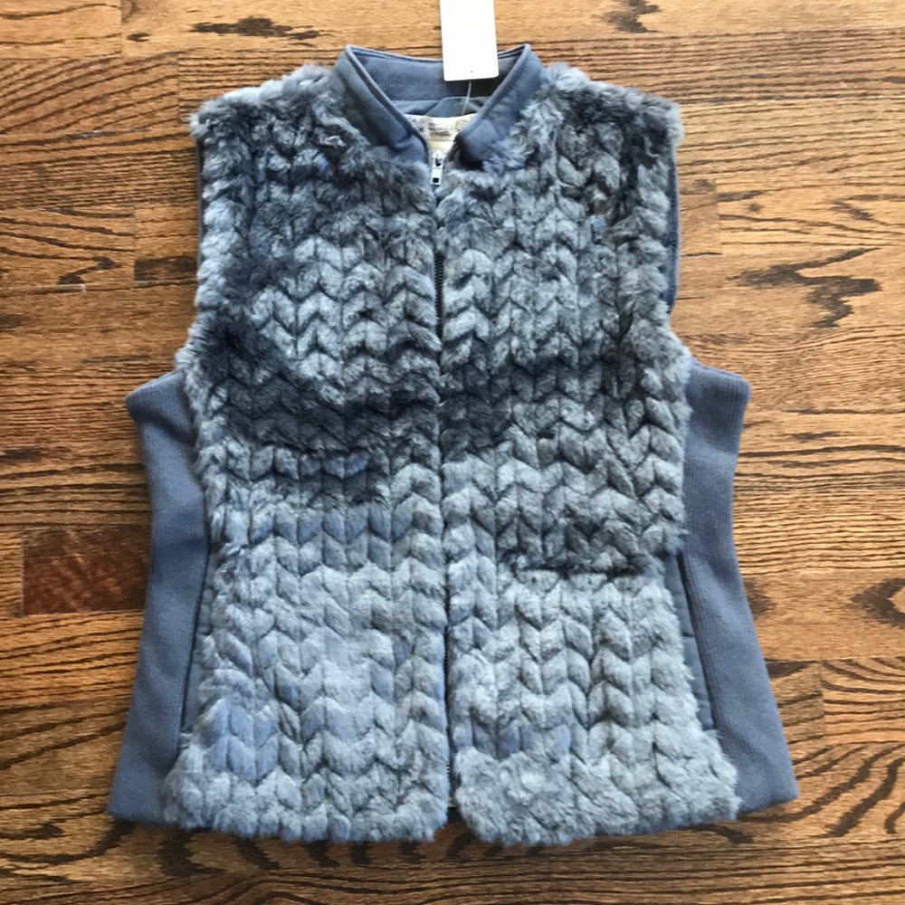 NWT, Vintage America Faux Fur Vest!